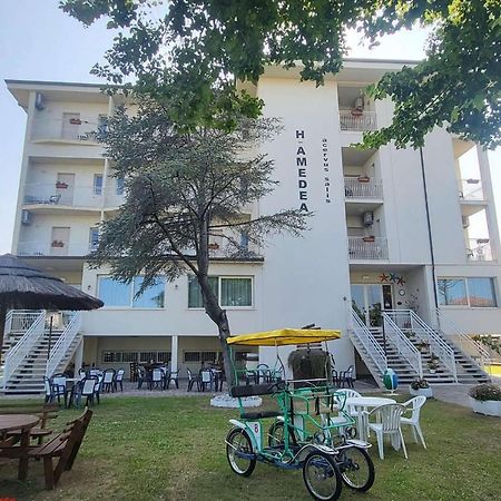 Hotel Amedea Cervia Buitenkant foto